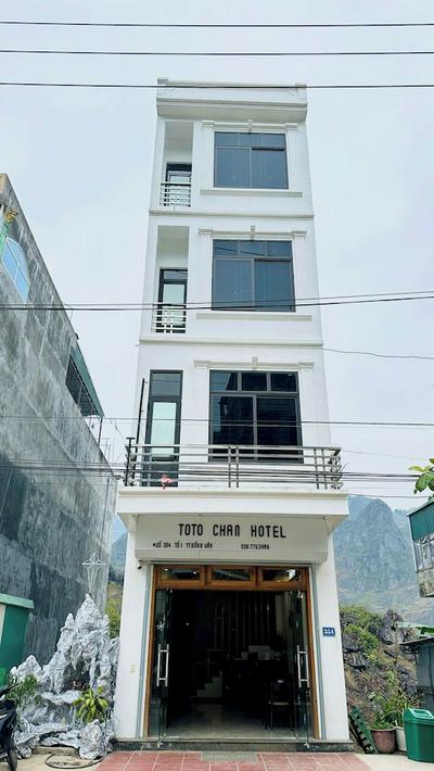 ToTo Chan Hotel