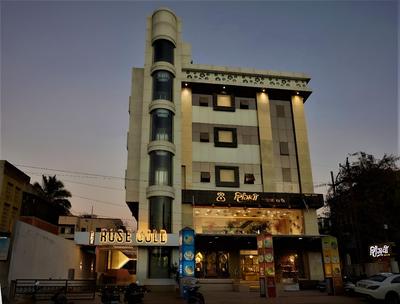 Hotel Rose Gold