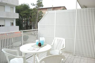 Functional Flat Just 250mt From the Beach