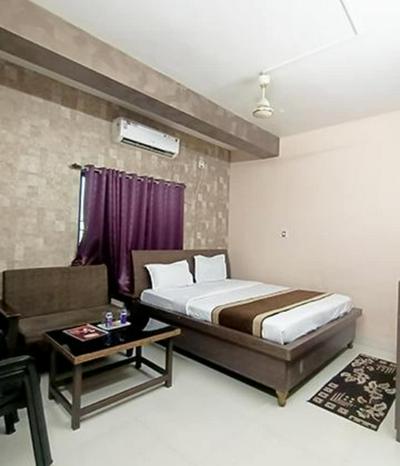 Fabhotel Royal Lagoon