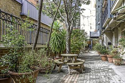 Serene Escape in Covent Garden