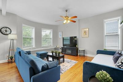 Spacious 3-Bedroom with King Bed