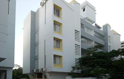 OYO 23670 Hotel Resonare Residency