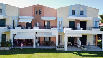 Moana Seafront Maisonette by Rentals Pro