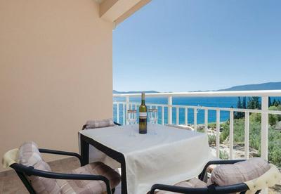 Ljuba - in Center & Close to the Beach - A3