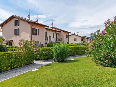 Holiday Home in Bardolino With Pool & Lake Views