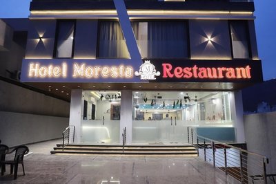 Hotel Moresta AC Room Restaurant and Bar