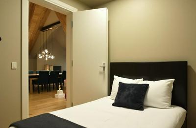 Modern 3-bed Apartment in Amsterdam