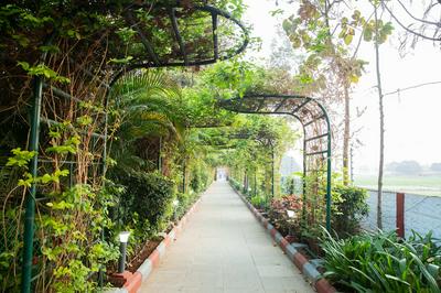 Vanam Resort