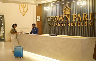 CROWN PARK LUXURY HOTEL