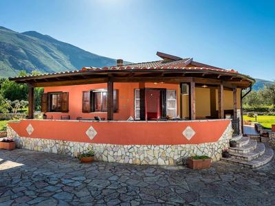 Rustic Villa With Pool, Sicily