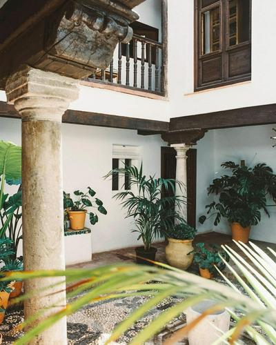 Alhambra Townhouse in Granada