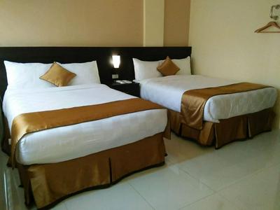 Grand Touring Hotel