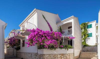 Lavica Bellevue studio apartments