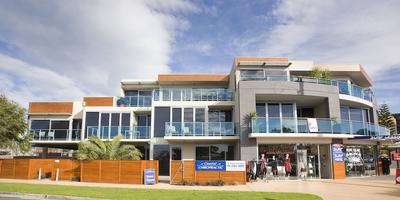 7 Bell Street Apartments