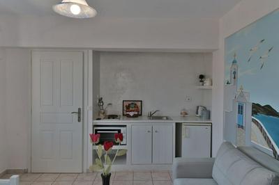 Noe Rooms In Center Of Tinos