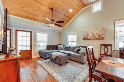 Peaceful Home w/ Porch & Yard, 5 Mi to Rome!