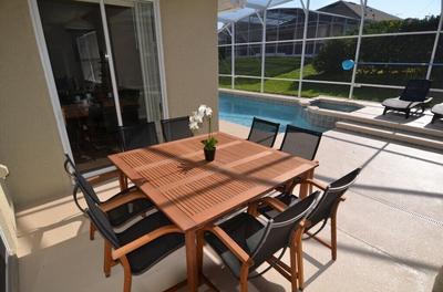 207bon 4 Bedroom Villa by Redawning