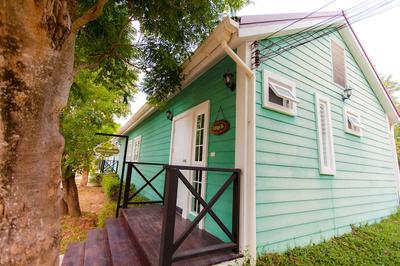 Varee Valley Resort and Restaurant