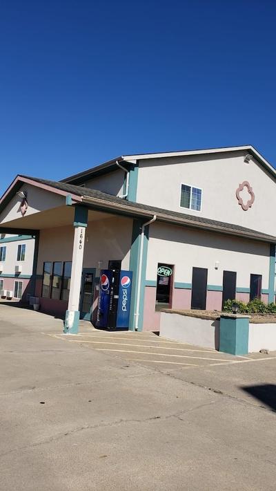 Value Inn & Suites