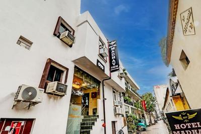 Goroomgo Madhav Inn Lucknow