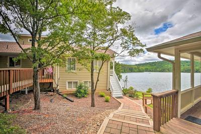 Fire Pit & Boat Dock: Lake Chatuge Townhome!