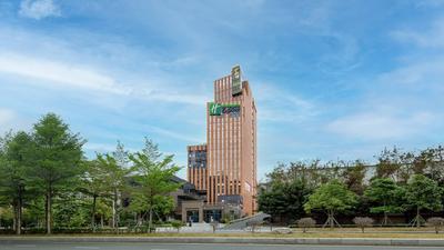 Holiday Inn Express Shenzhen North Station by IHG