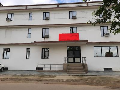 Goroomgo Ambikalia Palace Agra