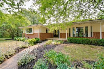 Charming Home w/ Pool + Deck ~ 9 Mi to Umich!