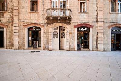 Marmont City Rooms