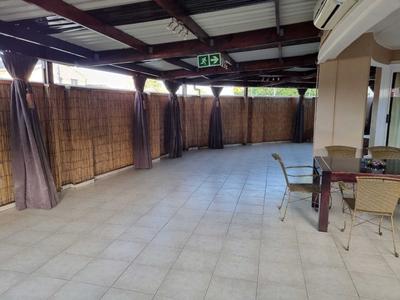 Savoy Lodge - Budget Triple Room 5