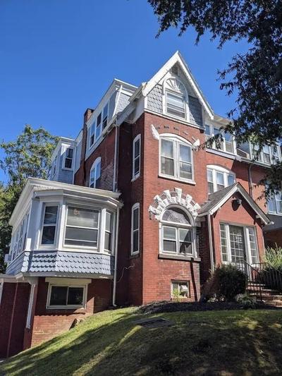 The Loft At Gilpin Placeking Bedtrolley Square! 1 Bedroom Apts by RedAwning
