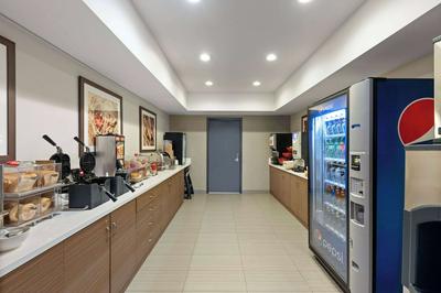 Microtel Inn & Suites by Wyndham Kirkland Lake