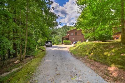 Idyllic Murphy Hideaway w/ Multi-level Deck!