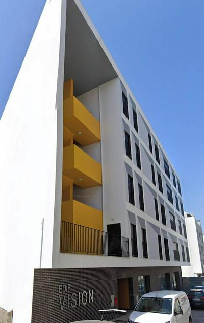 Flat Spacious and Tidy - Close Stadium + Wifi+ac, Foto 2
