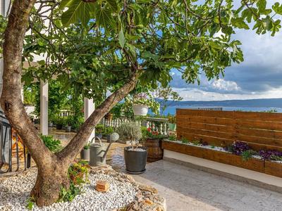 Studio Apartment With Swimming Pool & Sea View
