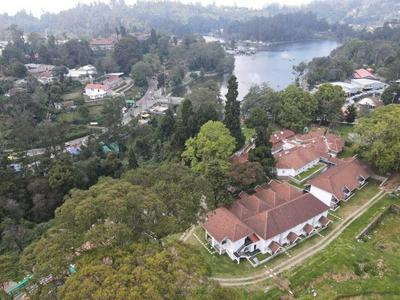 The Tredis Heritage by the Lake