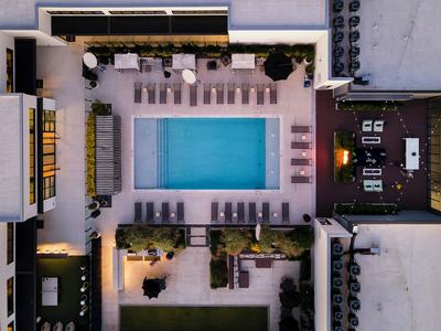 Sentral West Midtown At Star Metals