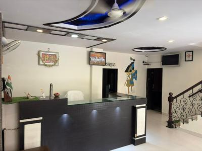 HOTEL KRISHNAM PALACE