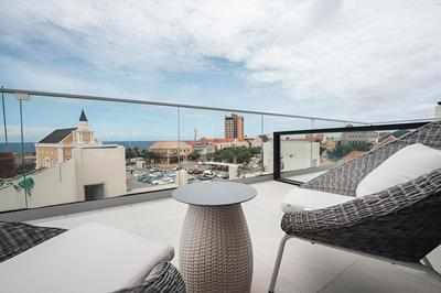 Elements Hotel & Shops