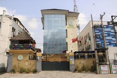 SUGARLAND HOTEL & SUITES