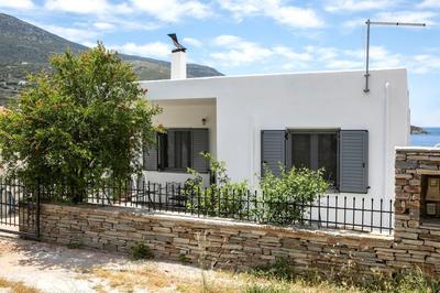 Nimporio Renidora Getaway - Private Seaview Oasis