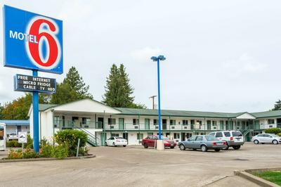 Motel 6 Albany, OR
