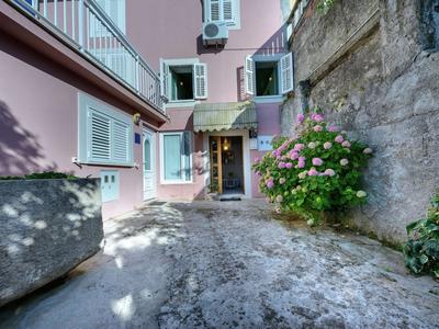 Lovely Mediterranean Home near Beach with Private Open & Covered Terrace