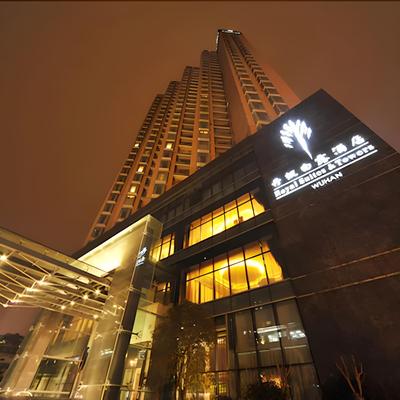 Royal Suites & Tower