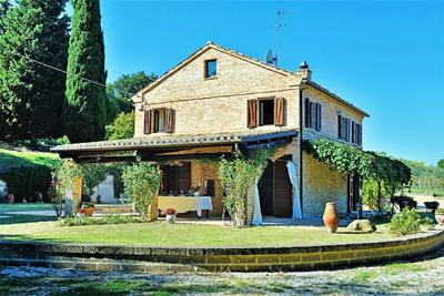 Elegant Villa in Montecosaro Italy with Hot Tub