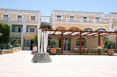 Crithoni's Paradise Hotel