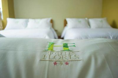 Hotel Flores Los Ponchos