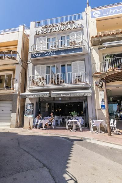 Fonda Can Dalfó by Vivere Stays