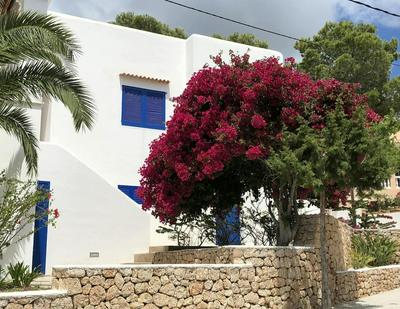 Hillside Villa Near Beaches